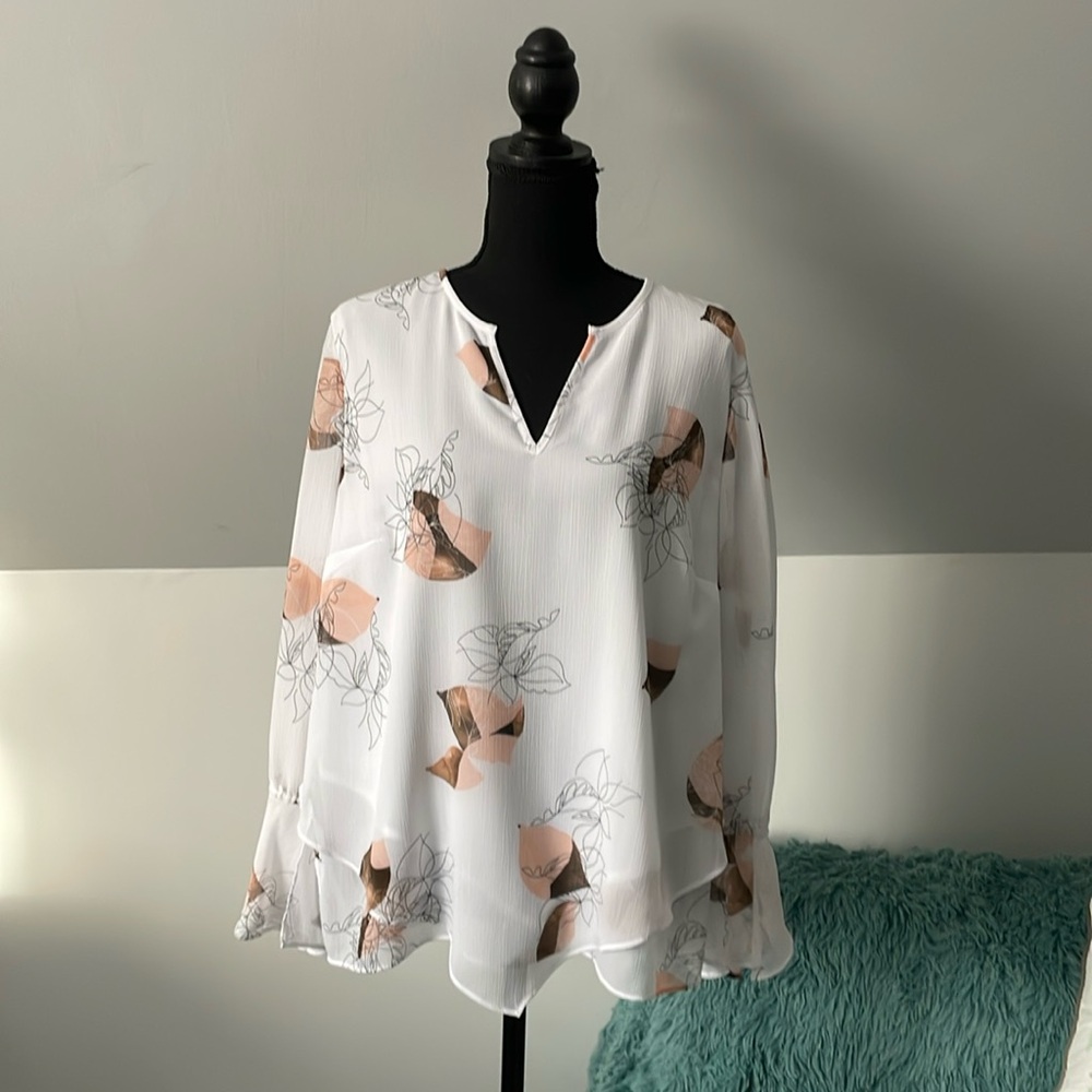 Alfani Women’s Size Large White Floral Print Bell Sleeve Blouse Top
